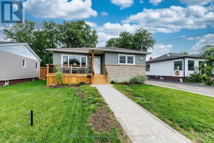 Property Photo:  205 Borden Avenue  ON L3K 3Z9 