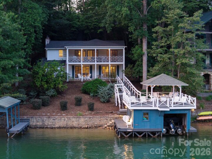 Property Photo:  183 Blarney Road  NC 28746 