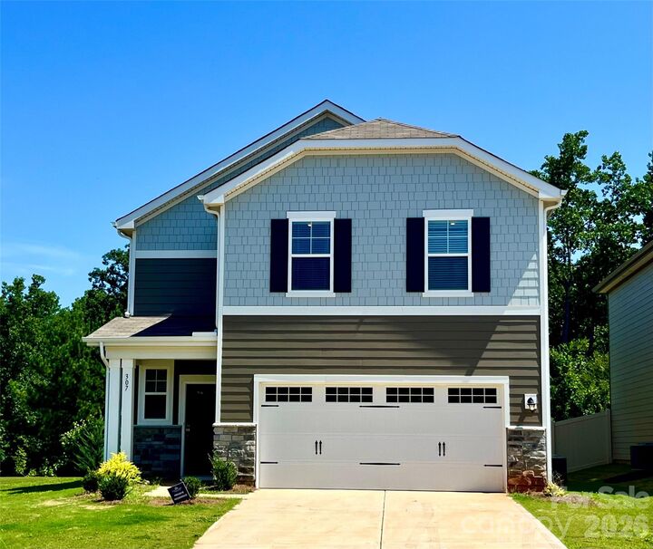 Property Photo: 307 Bezelle Avenue SC 29745