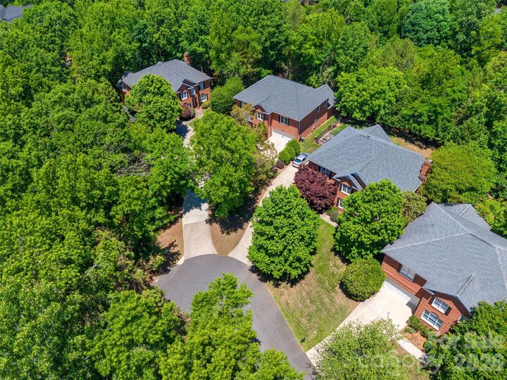 Property Photo: 5232 Colony Road NC 28226