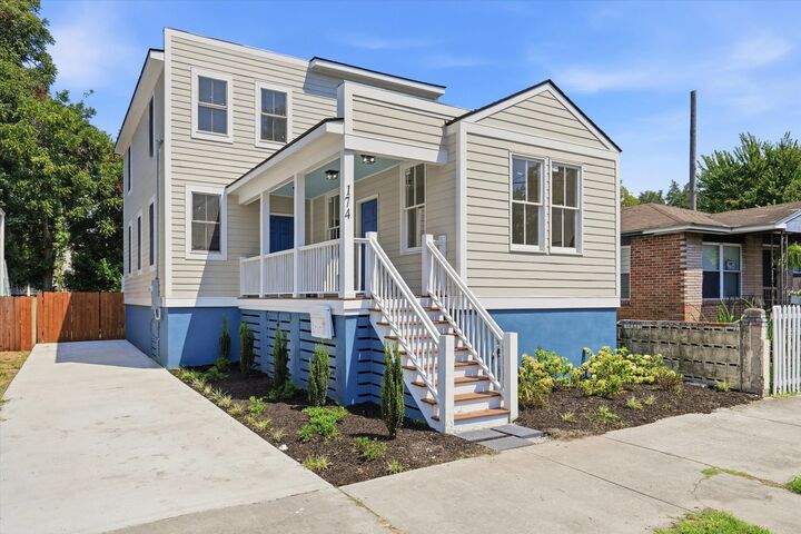 Property Photo:  174 Fishburne Street  SC 29403 