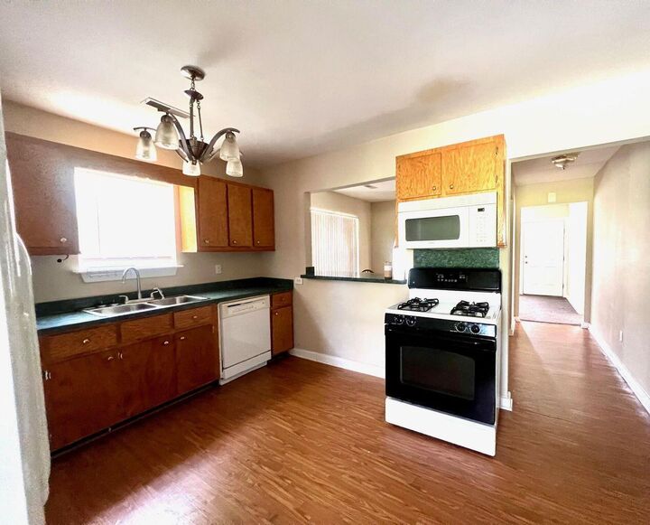 Property Photo:  113 Gospel Lane # B  SC 29436 