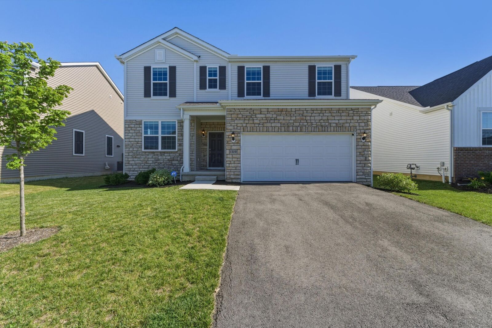 Property Photo:  1319 Theodore Drive  OH 43137 