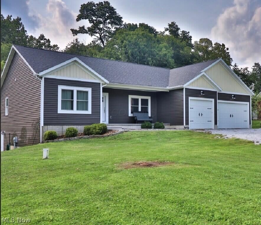 Property Photo: 2308 Brownsville SE Road OH 43056