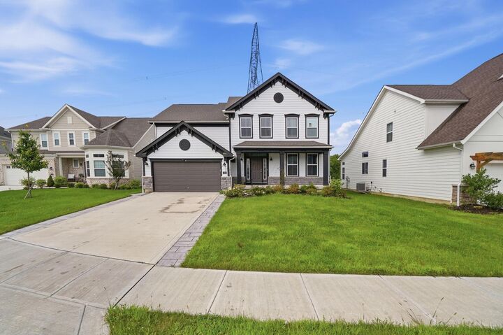 Property Photo:  195 Harness Way  OH 43015 