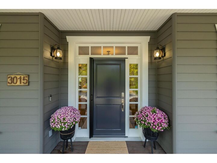 Property Photo: 3015 141 Street BC V4P 2J4