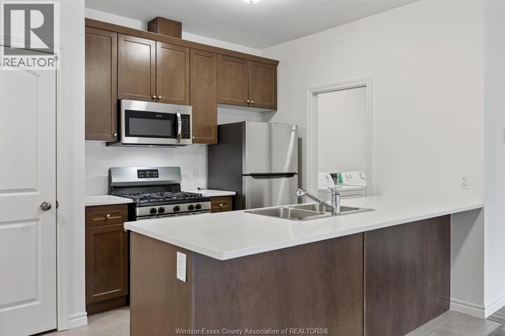 Property Photo:  1888 Westview Park 316  ON N9H 0M1 