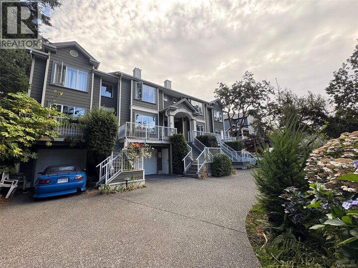 Property Photo:  906 Admirals Road 2  BC V9A 2P4 