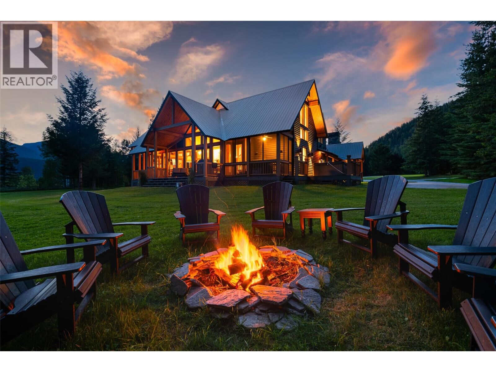Property Photo: 4785 Airport Way BC V0E 2S3