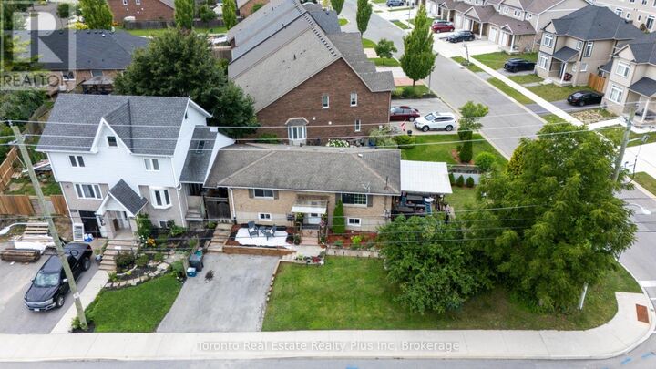 Property Photo: 23 Moffatt Street ON L2P 2L4