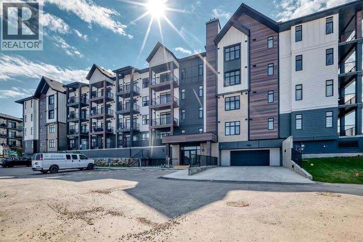 Property Photo:  430 Sage Hill Road Northwest  AB T3R 2J9 