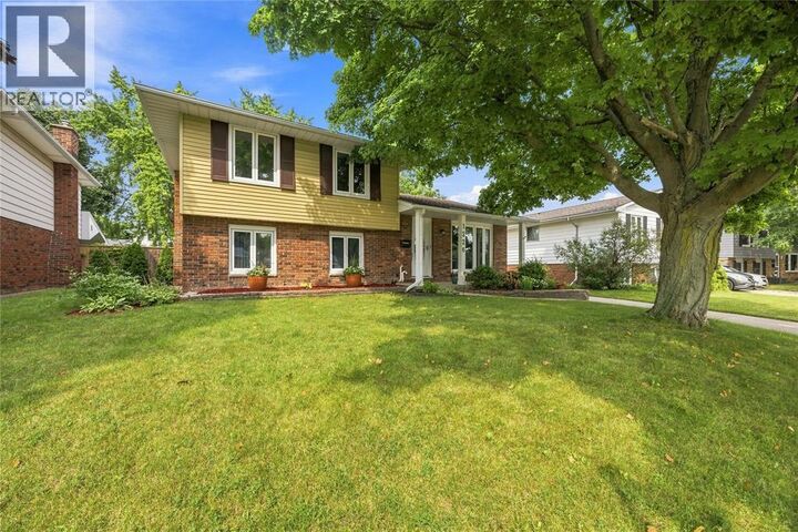 Property Photo: 1226 Wiltshire Drive ON N7S 3W2