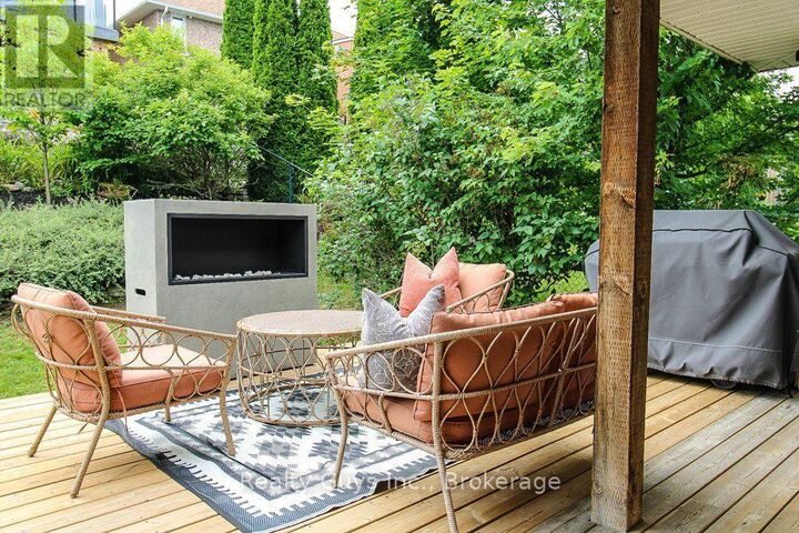 Property Photo: 401 Bianco Crescent ON K9K 0A3