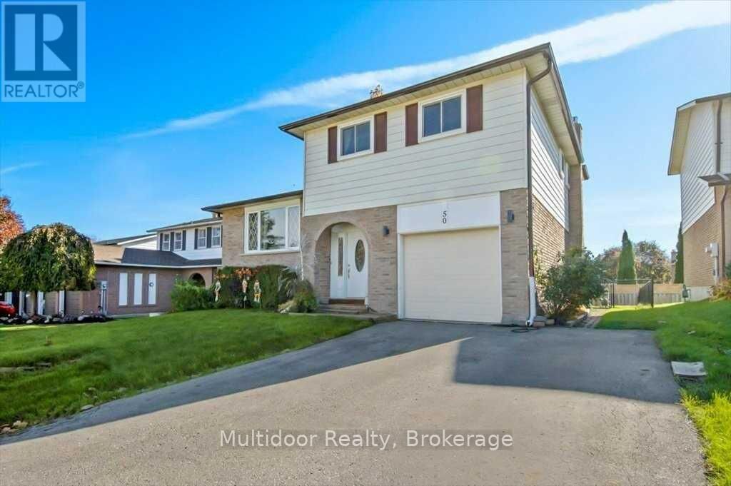 Property Photo:  50 Rosalynne Avenue  ON L1C 3X8 