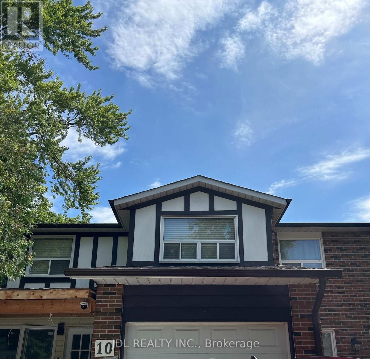 Property Photo: 10 Apache Tr Trail ON M2H 2H7