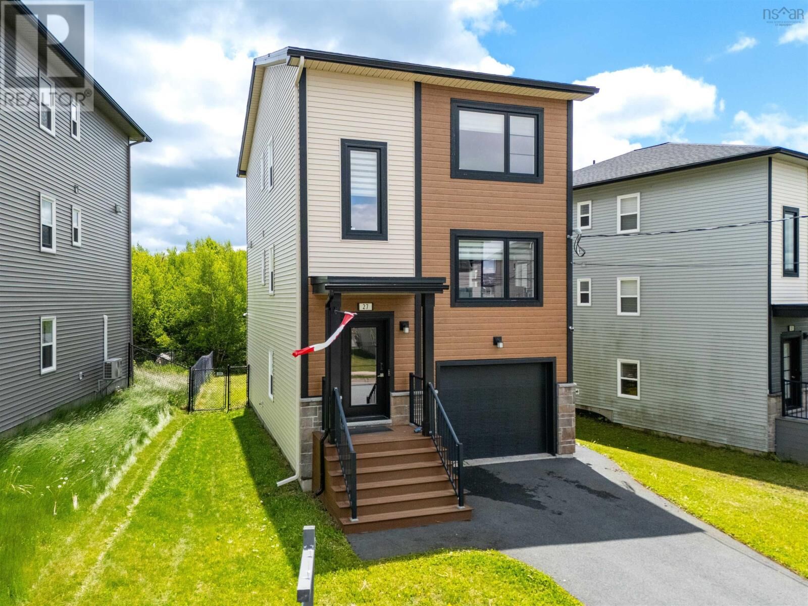 Property Photo: 27 Onyx Crescent NS B3P 0H5