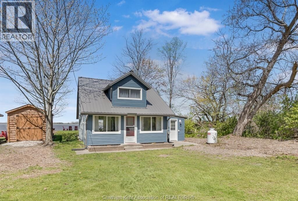 Property Photo:  17998 Rondeau Road  ON N0P 1X0 