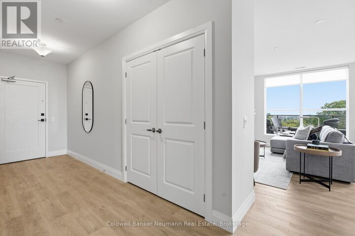 Property Photo:  1882 Gordon Street 307  ON N1L 0P6 