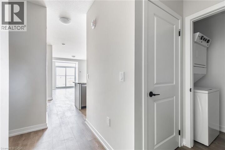 Property Photo: 870 Queenston Road 511 ON L8G 0B9