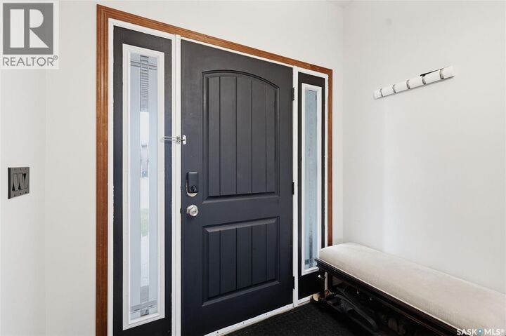 Property Photo: 206 Muzyka Road SK S7W 0G9
