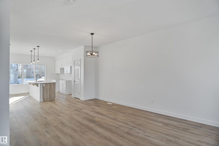 Property Photo: 31 Leawood Link AB T7X 4V1