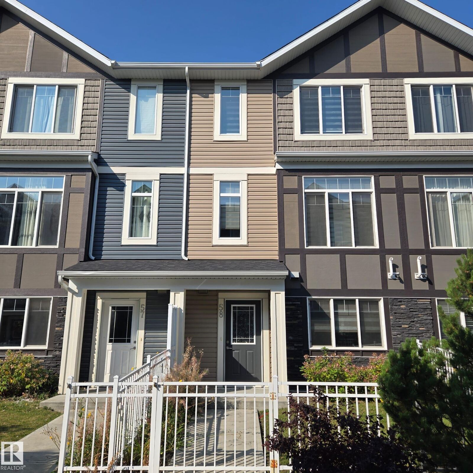 Property Photo:  2215 24 Street NW 58  AB T6T 1A6 