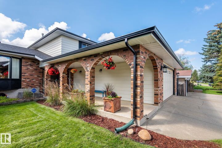 Property Photo: 4111 131 Avenue NW AB T5A 2S6