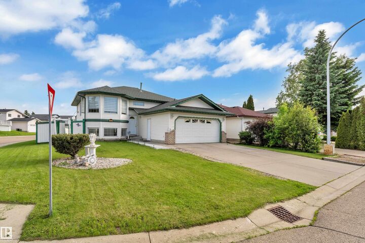916 Jordan Crescent NW — photo 1