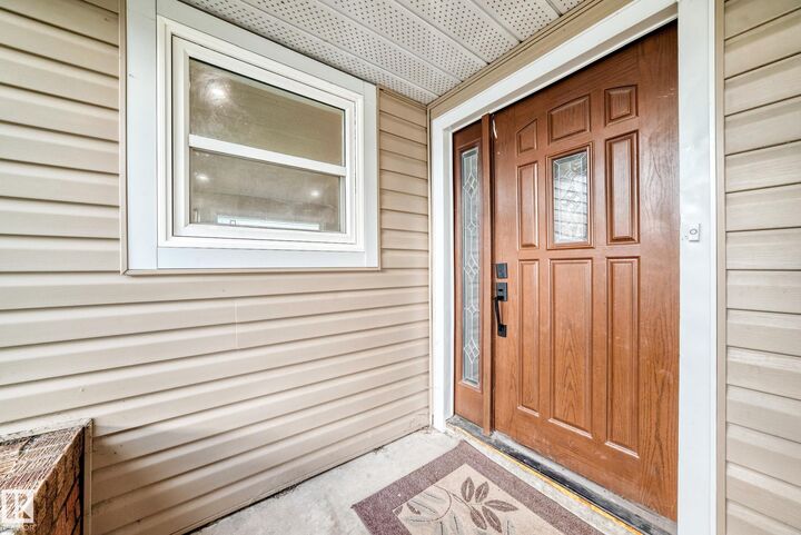 Property Photo: 7603 130 Avenue NW AB T5C 1Y3