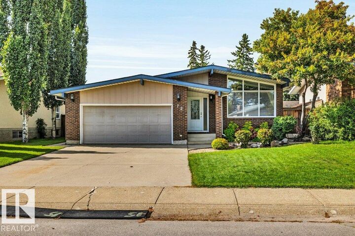 Property Photo:  72 Ekota Crescent NW  AB T6K 2J7 