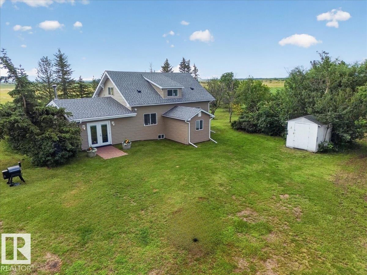 Property Photo: 543069 Range Road 191 AB T0B 0W0