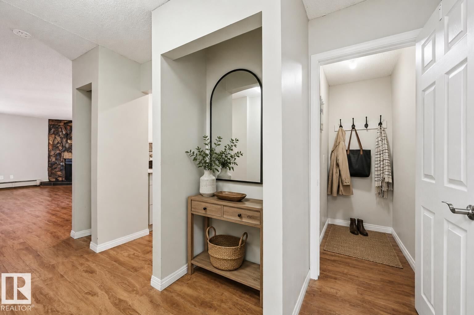 Property Photo: 10138 116 Street NW 107 AB T5K 1V8