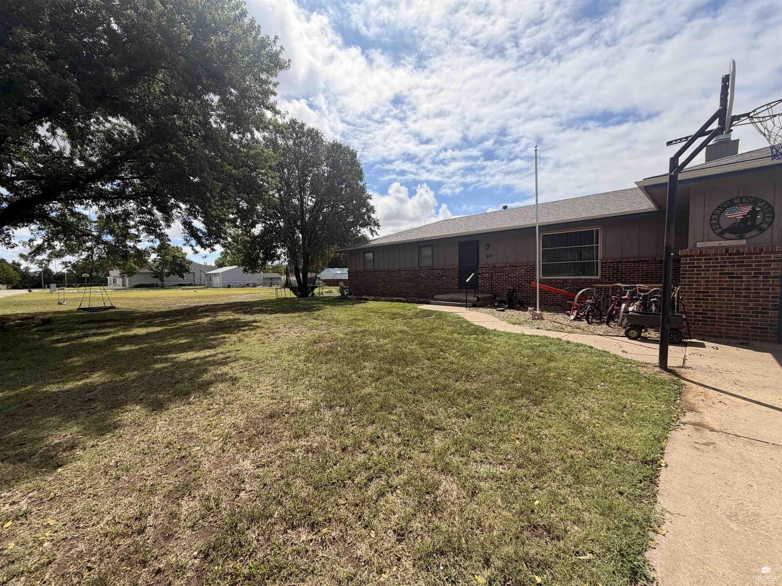 Property Photo: 441 Lee Street KS 67484