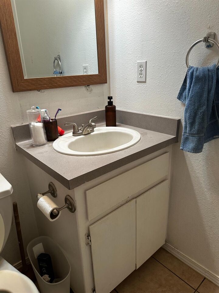 Property Photo:  840 Drysdale Way  CA 93638 