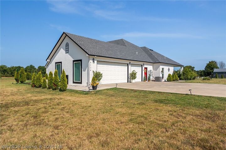 Property Photo:  9114 County Line Road  AR 72933 