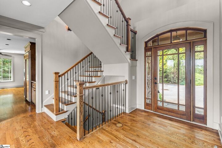 Property Photo: 6 Little Bottom Road SC 29356