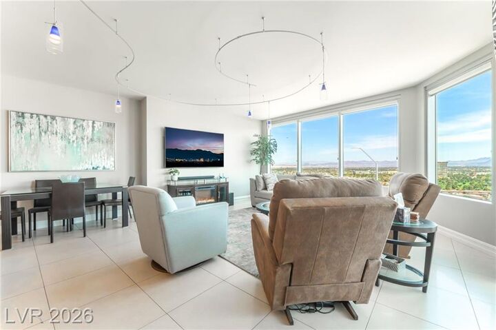 Property Photo:  322 Karen Avenue 2201  NV 89109 