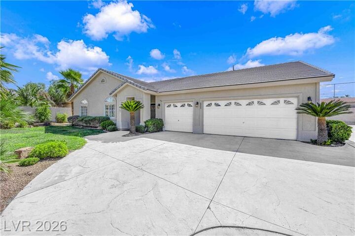 Property Photo:  6003 Lone Creek Circle  NV 89103 