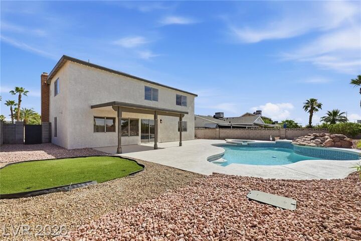 Property Photo: 7275 Bridgeview Avenue NV 89147