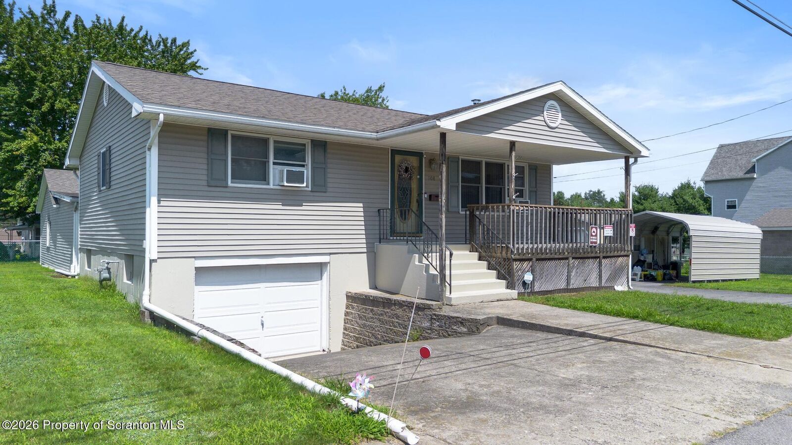 Property Photo:  108 Center Street  PA 18434 
