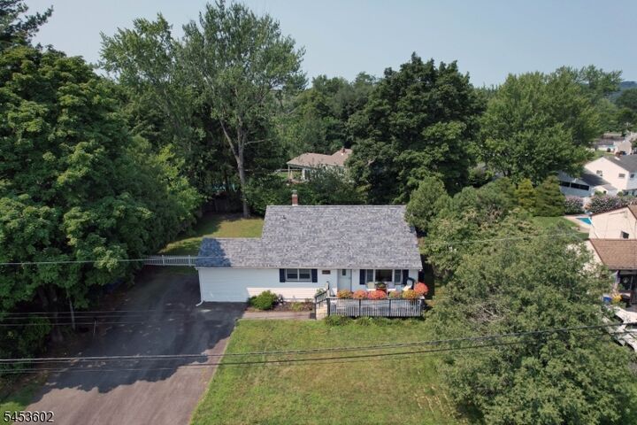 Property Photo: 18 Arthur Rd NJ 07035