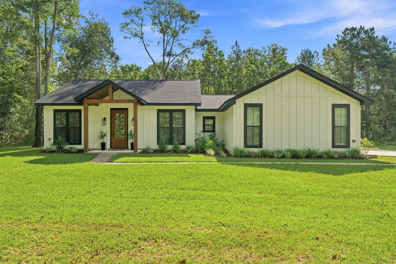 Property Photo: 2416 U.s. 11 MS 39459
