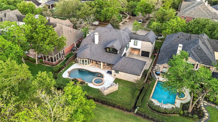 Property Photo:  2811 Waters Lake Lane  TX 77459 