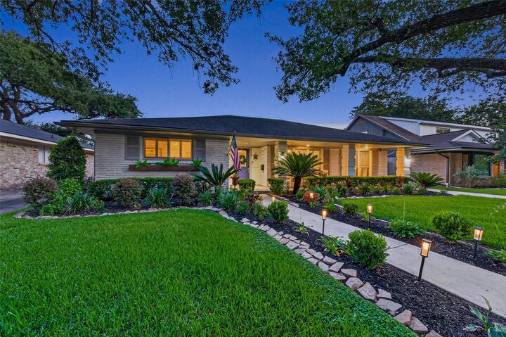 Property Photo: 5531 Lymbar Drive TX 77096