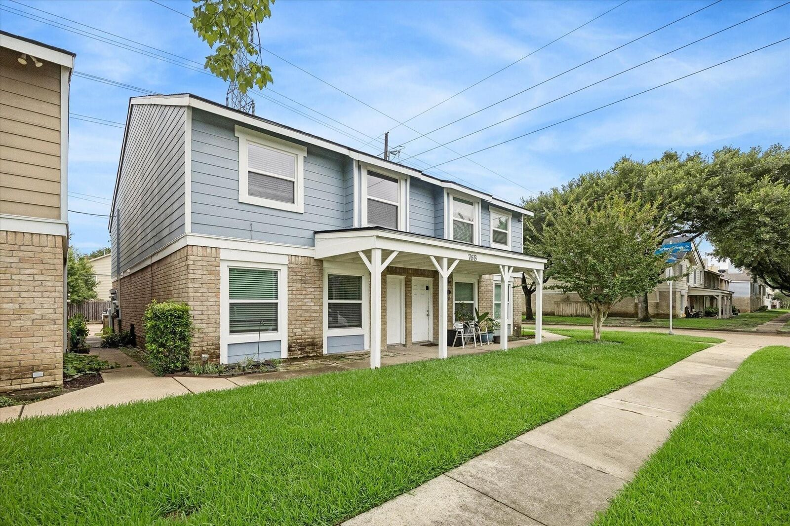 Property Photo: 768 Memorial Mews Street 4 TX 77079
