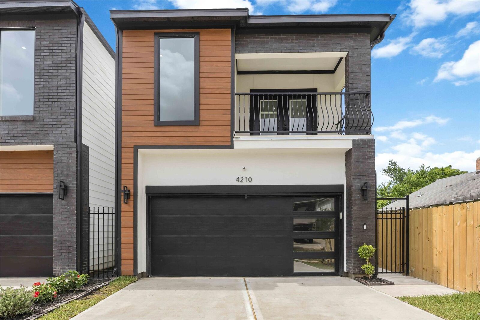 Property Photo:  4210 New Orleans Street  TX 77020 