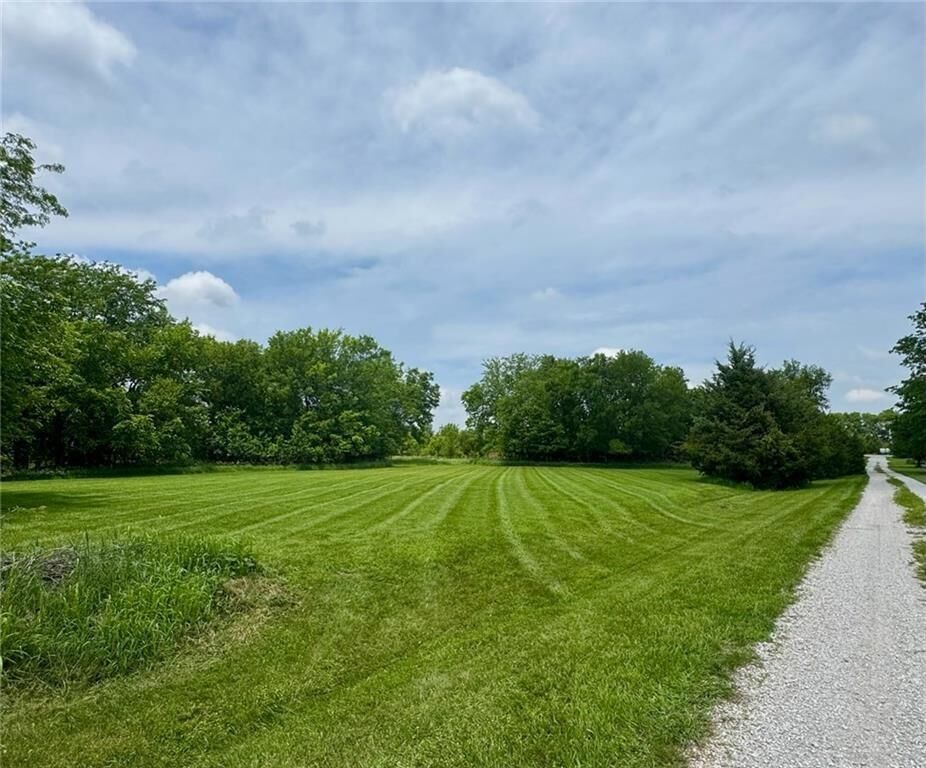 Property Photo:  13 Texas Drive  KS 66040 