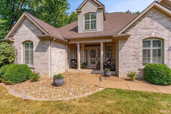 Property Photo:  236 Knollview Drive  IN 47711 