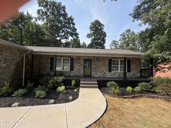 Property Photo: 219 Scenic View Drive TN 37716