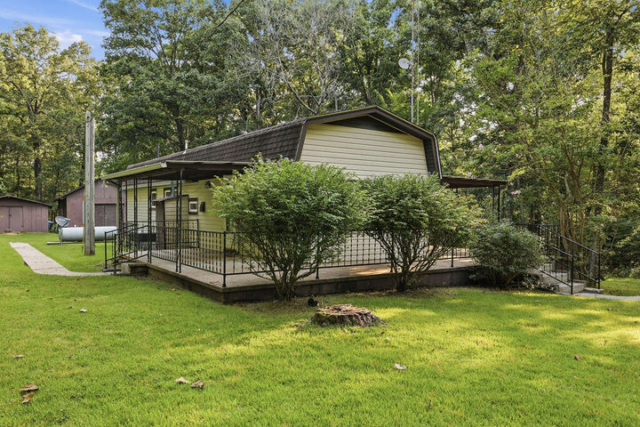 Property Photo: 354 Scenic Valley Lane KY 42076